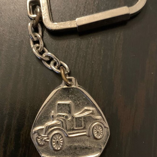 Trochaia Athinon 1983 keychain used