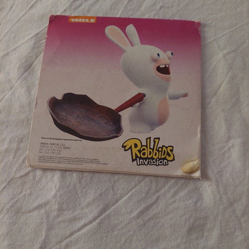 Rabbids DVD like new, dubbed, with marks on cover