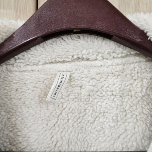Intimissimi cardigan medium like new, very warm, beige