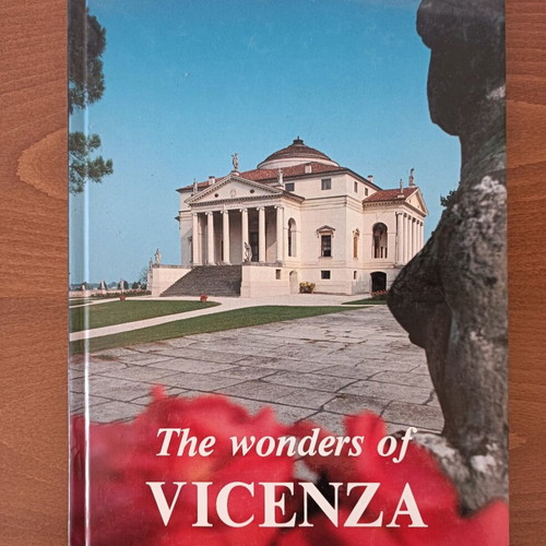 The Wonders of Vicenza hardcover English edition like new