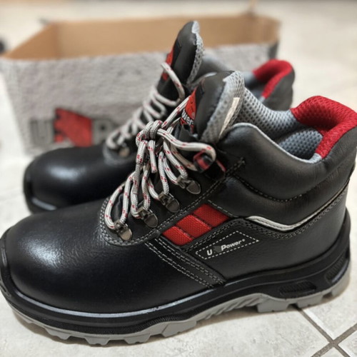 U Power safety boots new for work