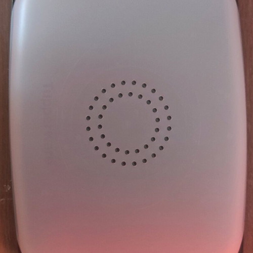 Oval Tupperware bowl like new with low internal height