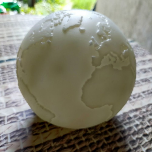 World globe lamp