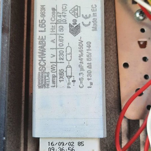 Linear ceiling lights used, pack of 3, Kalflex with Schwabe ballast