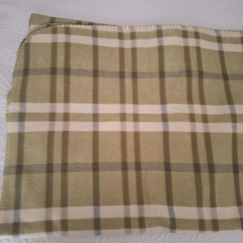 Fleece blanket single, like new