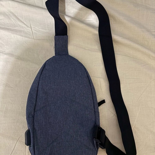 Shoulder bag with cable for powerbank new, grey