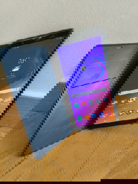 Samsung Galaxy A7 '18 + θήκη + φορτιστής