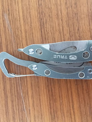 True Utility ClipTool EDC μεταλλικό πολυεργαλείο μπρελόκ