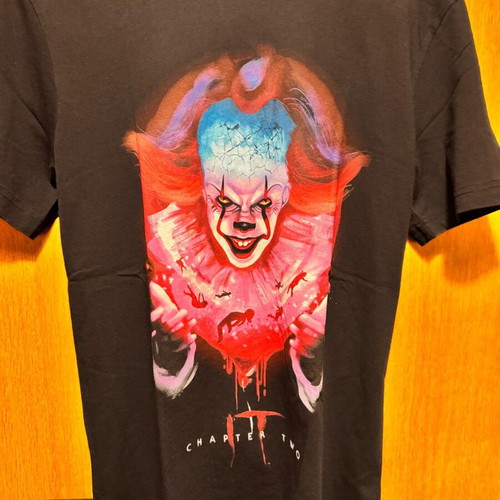 Pennywise (It Chapter 2) T-shirt like new, size Small, black