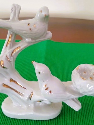 Porcelain decorative figure with birds like new