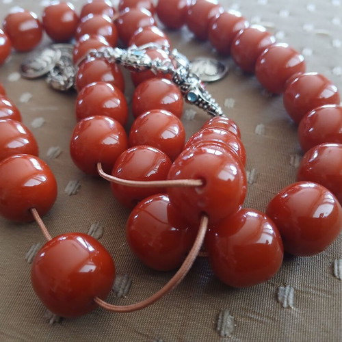 Vakelitis Komboloi used, 33 beads, traditional metal finish