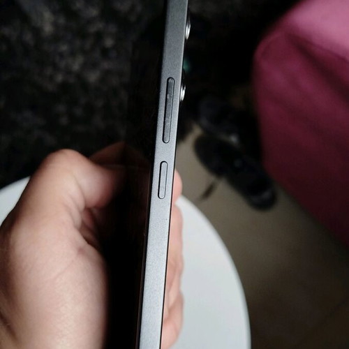 Xiaomi Redmi Note 13 4G 8GB/512GB with broken screen glass