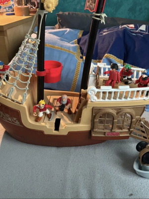 Μεγάλο πειρατικό καράβι Fisher-Price μεταχειρισμένο με φιγούρες και αξεσουάρ
