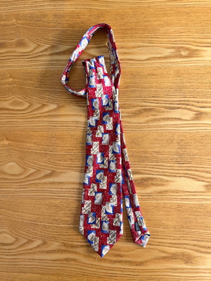Giorgio Milano vintage silk tie with leaves, red and blue
