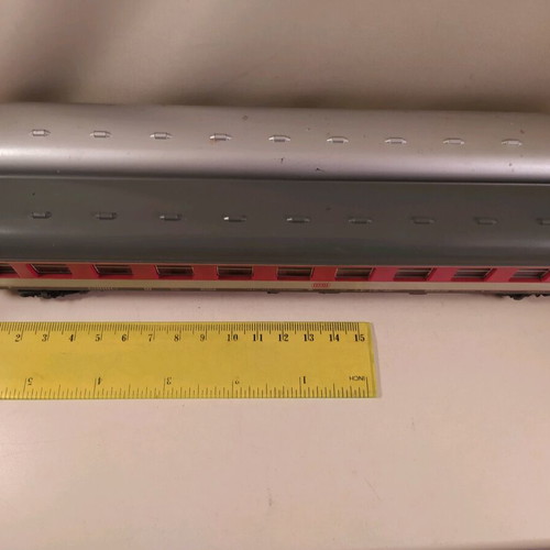 Lima train wagons set 2 pieces 1/87 HO scale like new