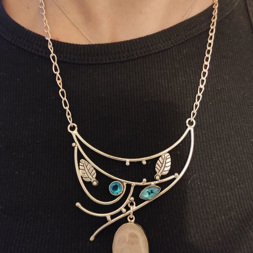 Ethnic necklace with rose quartz and blue topaz new, 40 cm chain