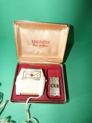 Vintage ξυριστική μηχανή Remington μεταχειρισμένη, στο κουτί της, μη λειτουργική