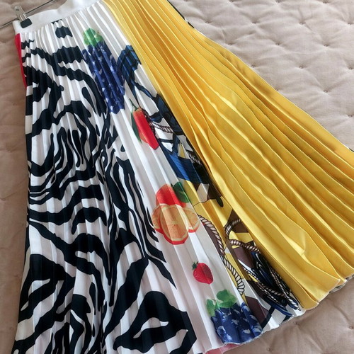 Pleated skirt like new, multicolor, size S/XS