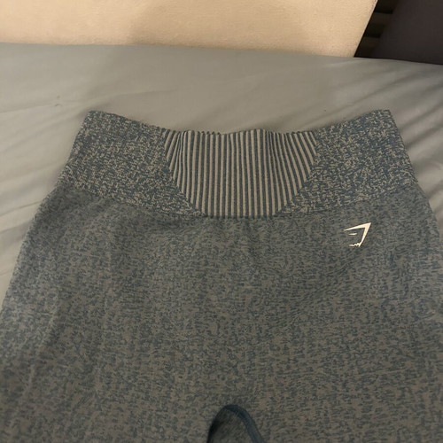 Gymshark Leggings like new, size M, blue turquoise