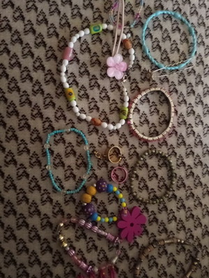 Handmade bracelet and accessory set of 14 pieces new
