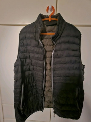 Αμανικό μαύρο μεταχειρισμένο σε καλή κατάσταση, μέγεθος XL