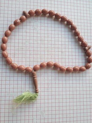 Komboloi with 35 beads like new, plastic, green tassel