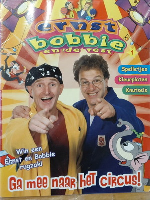 Ernst Bobbie books: Ga mee naar het circus! and Op vakantie!