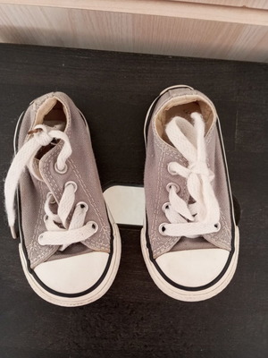 Converse kids' shoes size 21, grey, athletic