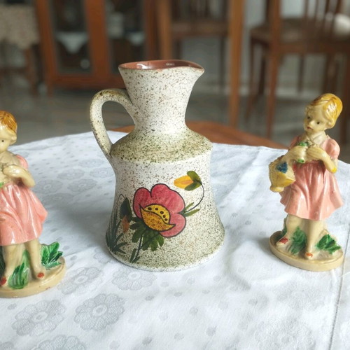 Vintage bundle handmade ceramic jug and Pink Girls figure pair like new
