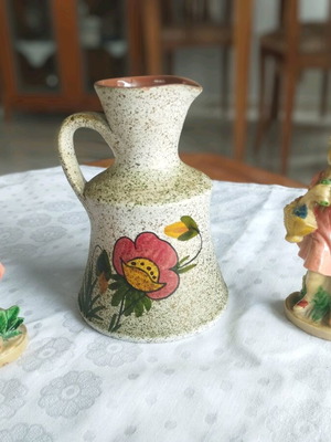 Vintage bundle handmade ceramic jug and Pink Girls figure pair like new