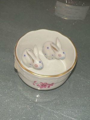 Vintage Herent porcelain miniatures set of 3 like new