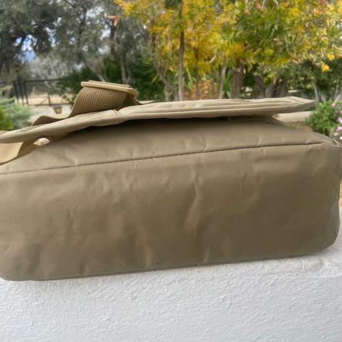 Citybag crossbody bag used with zipper needing replacement