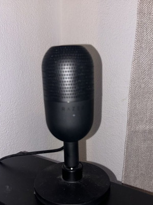 Razer Seiren Mini USB gaming microphone