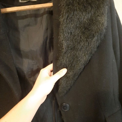 Wool coat with synthetic fur like new, size L, black