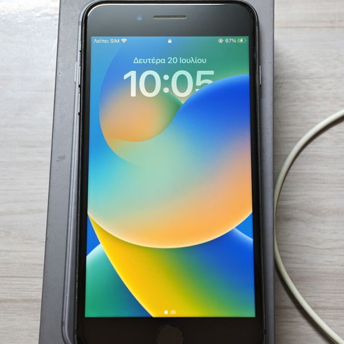 iPhone 8 Plus 64GB used, black, battery health 100%
