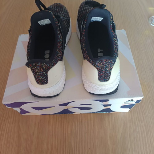 Adidas Ultraboost men's athletic shoes like new, size 42.5, black and white
