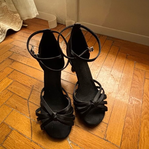 Latin shoes black, 7.5 cm heel, like new, size 38
