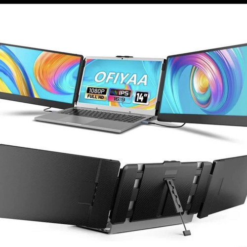 Screens like new, set of 3 plus 2 extra monitors