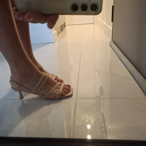 Sandal nude-beige with low heel, new, soft straps