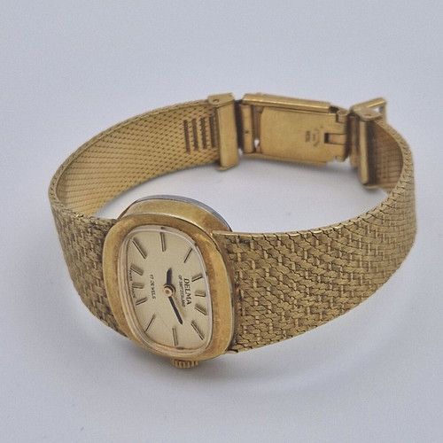 Delma of Switzerland vintage women's mechanical wristwatch 17 Jewels used