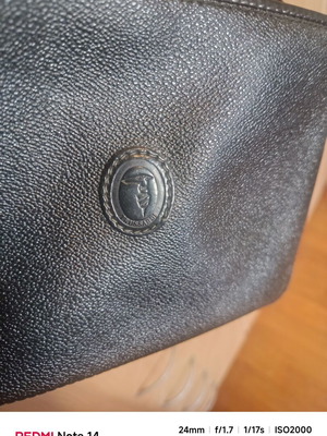 Τσαντάκι Trussardi χιαστί μαύρο μεταχειρισμένο