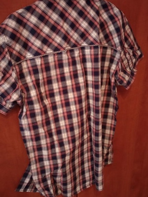 AGC men's short-sleeve shirt XL used, blue and red