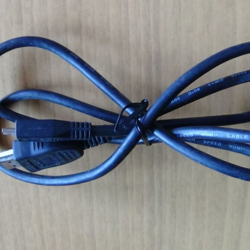 Sony Micro-HDMI to HDMI High-Speed Cable like new