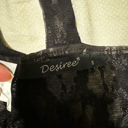 Top Desiree black size S like new