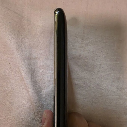iPhone 3GS 32GB like new with Speck case