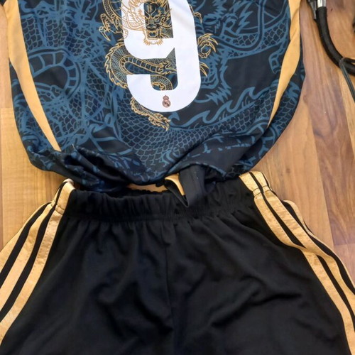 Adidas Mbappé Kids Football Jersey like new, size 138