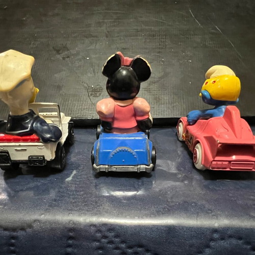 Comic figures in Matchbox Gorgi cars used, pack of 7