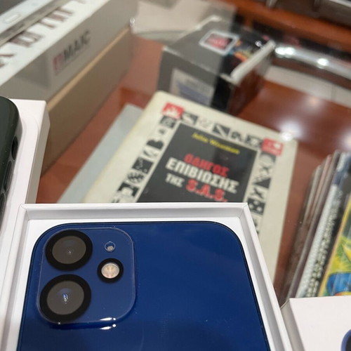 iPhone 12 mini 64 GB blue like new with accessories