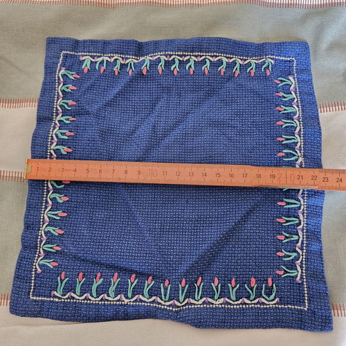 Decorative blue embroidered napkin 24x24 cm