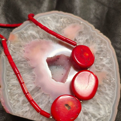 Handmade necklace with red coral and 925 silver, 50 cm